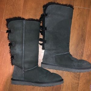 Black uggs